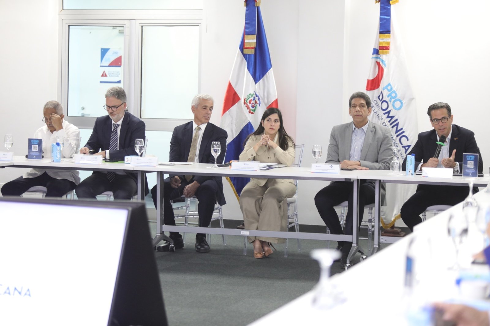 ProDominicana realiza encuentro estratégico con representantes del sector privado