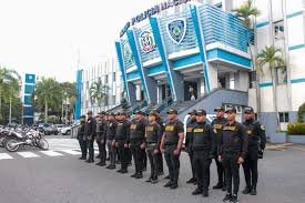 Policía apresa a 11 personas por delitos cibernéticos y recupera más de un millón de pesos