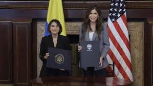EE. UU. y Colombia anuncian cooperación para control migratorio y del narco