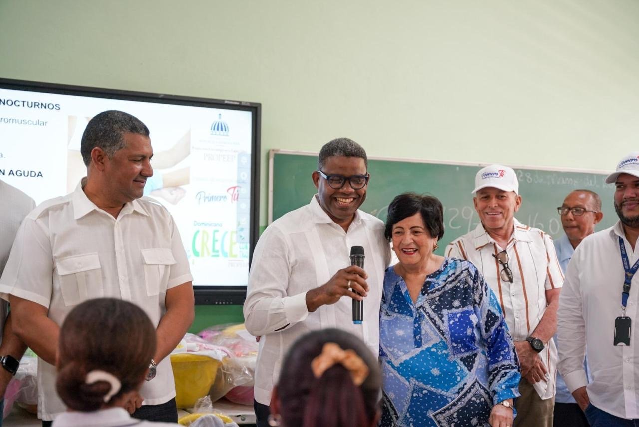 Robert Polanco afirma Gobierno enfoca acciones sociales en mejorar condiciones de vida de la población, sin excluir a ningún dominicano 