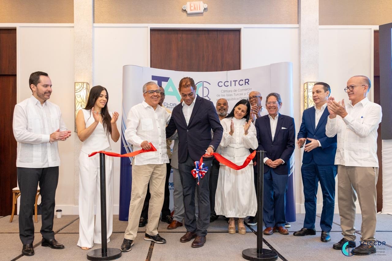 Concluye con éxito primera Exposición Comercial Dominicana en Islas Turcas y Caicos