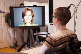 Una interfaz con IA permite a una mujer con parálisis "hablar" casi en tiempo real