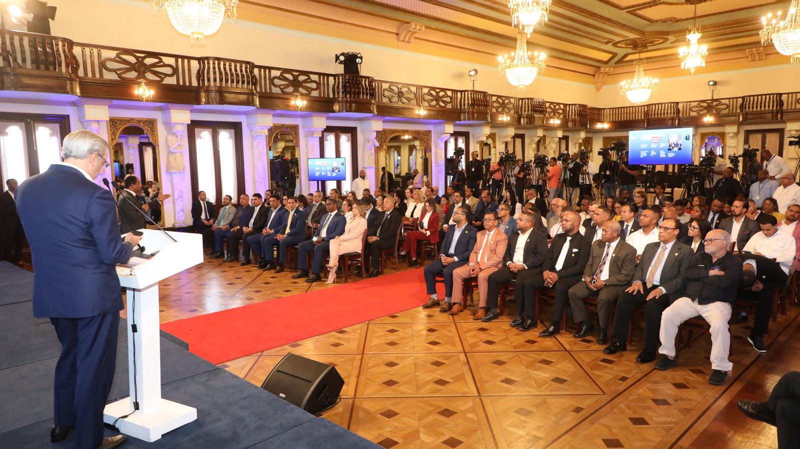 Presidente Abinader dice Gobierno prioriza las políticas dirigidas a la población con discapacidad, siendo insertadas más de 400 personas al mercado laboral