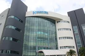 El director del hospital Ney Arias afirma que lleva cuatro años de gestión sin deudas a suplidores