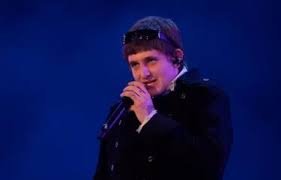 El músico argentino Dillom canta "morirá Milei" y despierta la polémica