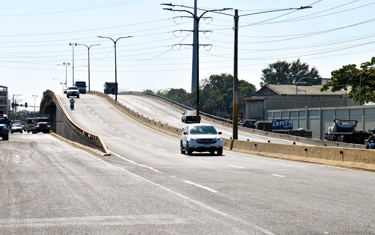 Obras Públicas dará mantenimiento a elevados, puentes y pasos a desnivel a partir de este lunes y hasta el sábado 