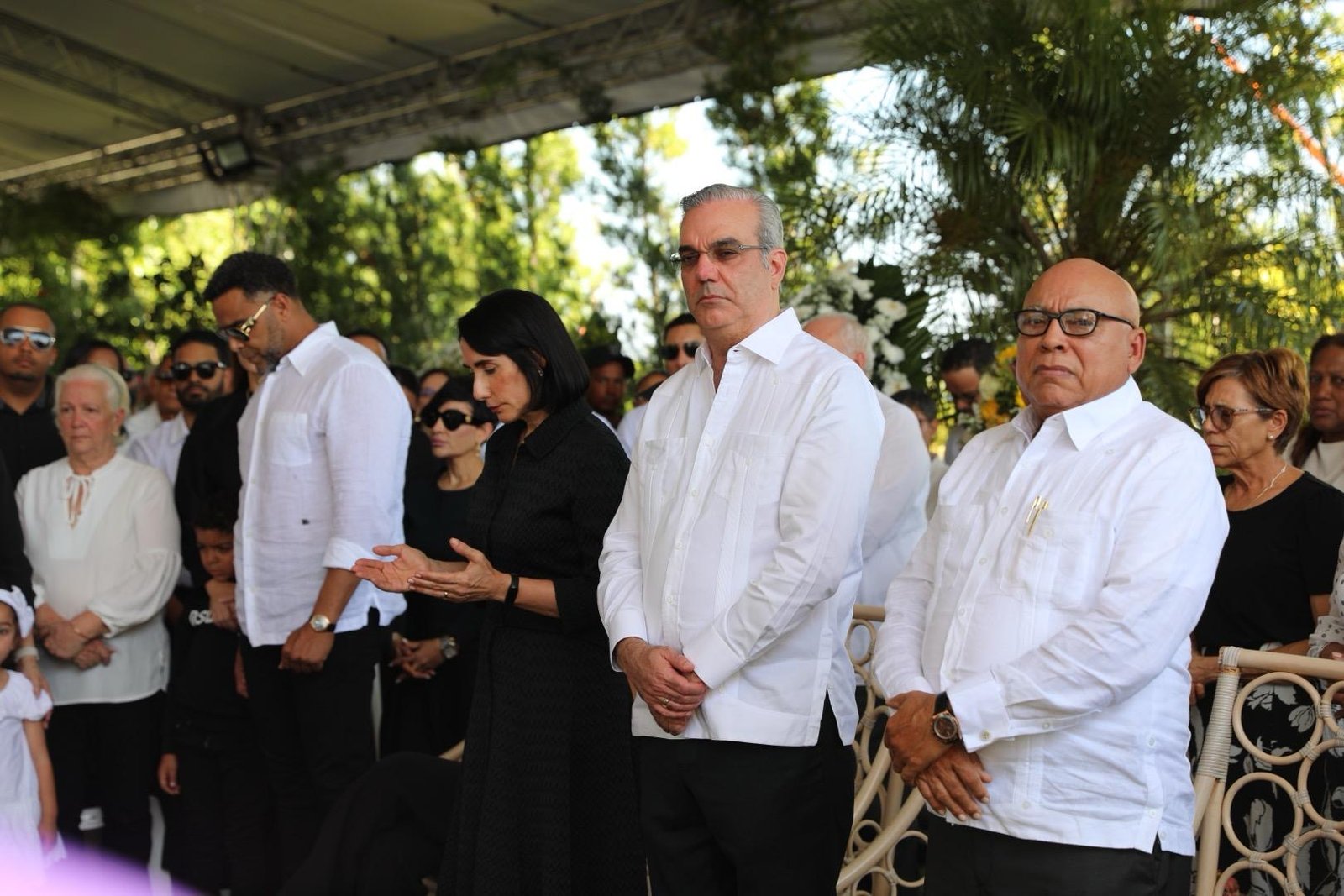 Presidente Abinader asiste a honras fúnebres de la gobernadora de Montecristi, Nelsy Cruz 