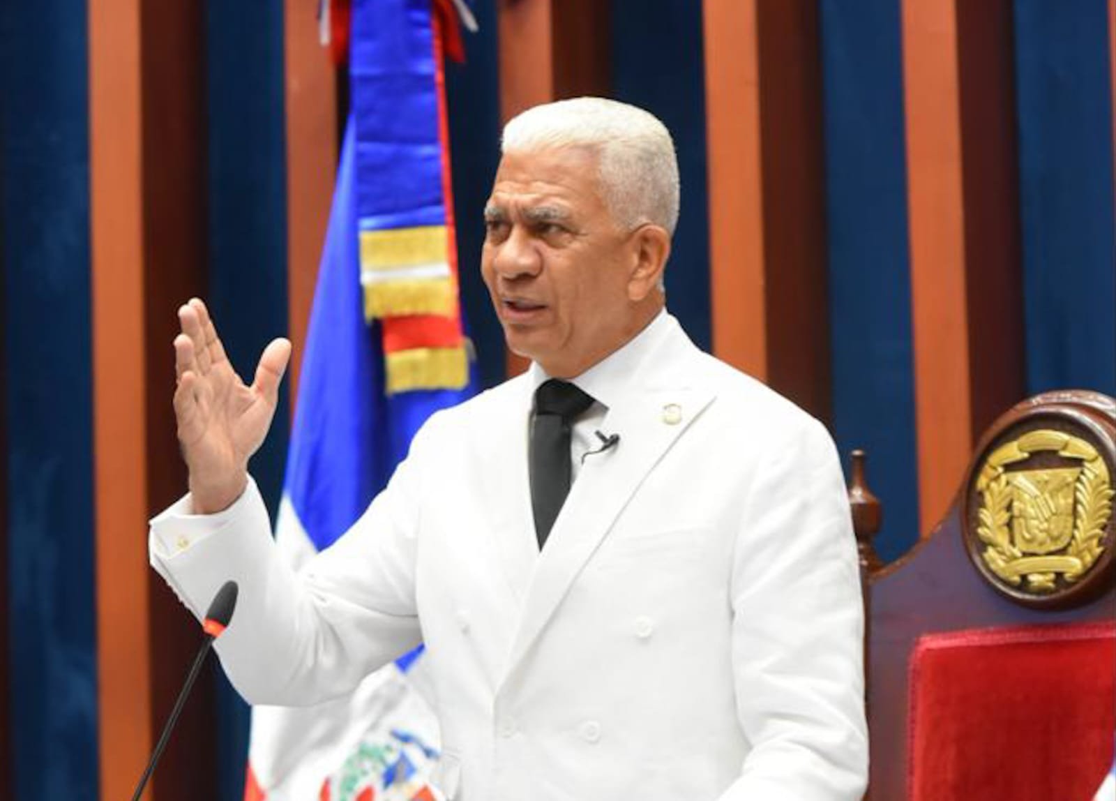 Presidente del Senado se une a petición de prohibir actividades festivas Semana Santa 