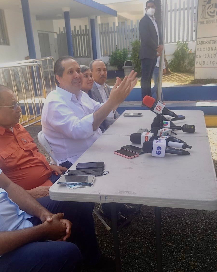Ministro de Salud informa conclusión de autopsias y entrega de 225 cuerpos a sus familiares tras colapso del Jet Set 