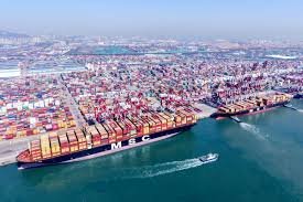 EE. UU. anuncia nuevas tarifas portuarias a barcos vinculados a China