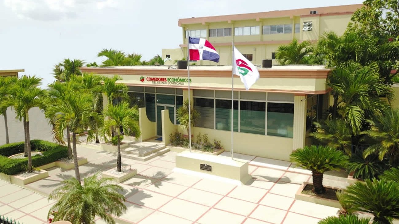   Comedores Económicos del Estado Dominicano (CEED) obtiene por parte del MAP un 100% por cumplimiento a  Carta Compromiso  