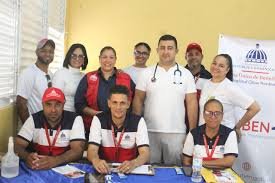 Fundación Unidos por Salcedo realizan operativo médico en Blanco Arriba