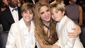 Milan y Sasha, los hijos de Shakira, debutan en la música con "The One"