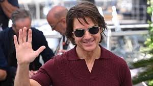 Tom Cruise conquista Cannes y juega a la ambigüedad con el futuro de "Misión imposible"