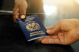 Impresión del pasaporte electrónico dominicano comenzará a finales del 2025