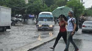 Los aguaceros continuarán hasta el lunes por nueva vaguada; el clima mejoría a partir del martes