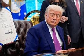 Gobierno de Trump sanciona agencias de viajes de la India por facilitar la "inmigración ilegal"