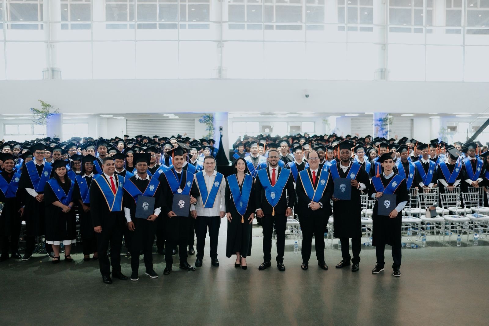 ITLA gradúa a 631 nuevos profesionales de diversas áreas tecnológicas en su XVIII graduación ordinaria; la investidura más grande en su historia 