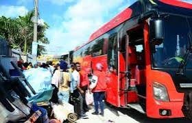 Presión migratoria provoca salida de haitianos: 600 regresan en caravana organizada desde el Este