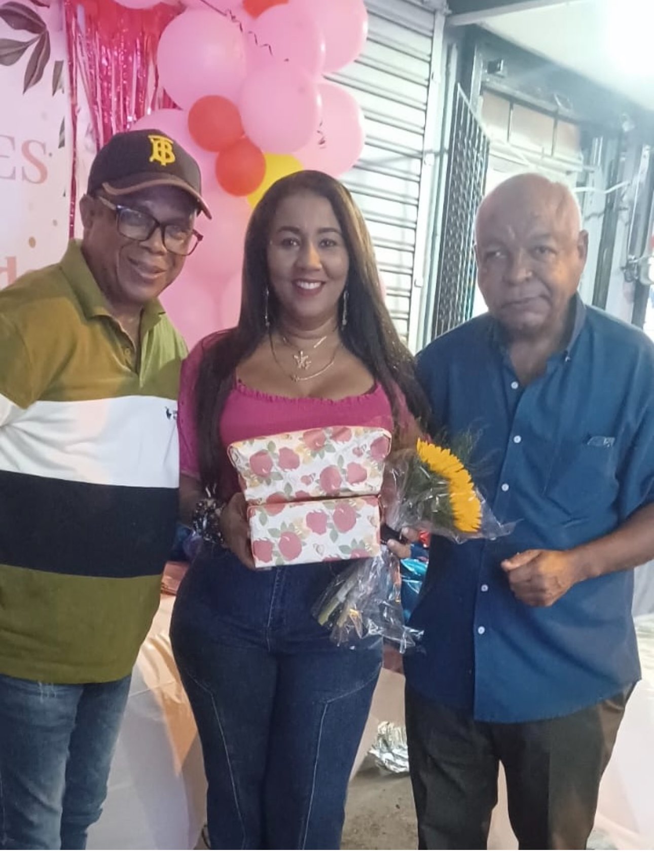 Celebran " Día de las Madres" con emotivo acto en Sector Villa Consuelo 