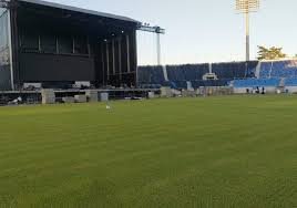 El cuidado de la grama del Estadio Olímpico Félix Sánchez está garantizado