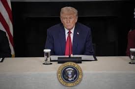 Trump anuncia una nueva reunión con Irán el jueves