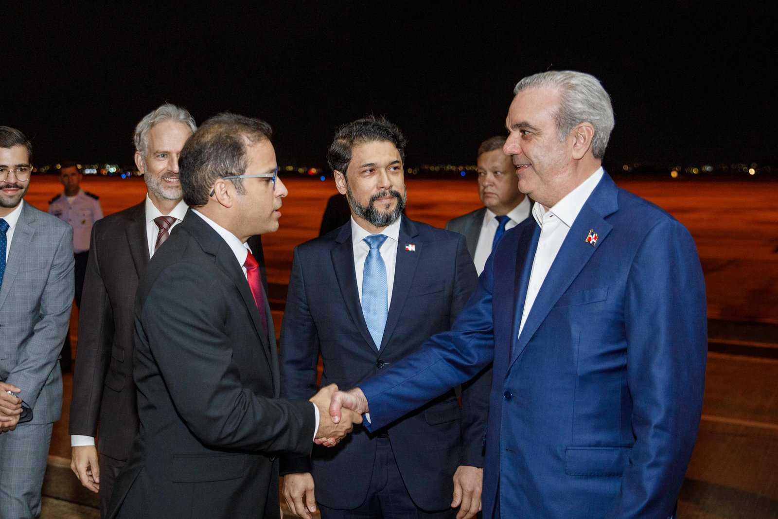: Presidente Abinader llegó la noche de este jueves a Brasil en la última parte de su viaje que inició en Europa