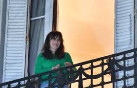 Cristina Fernández llamó "fracasada" a la ministra que blindó su casa con policías