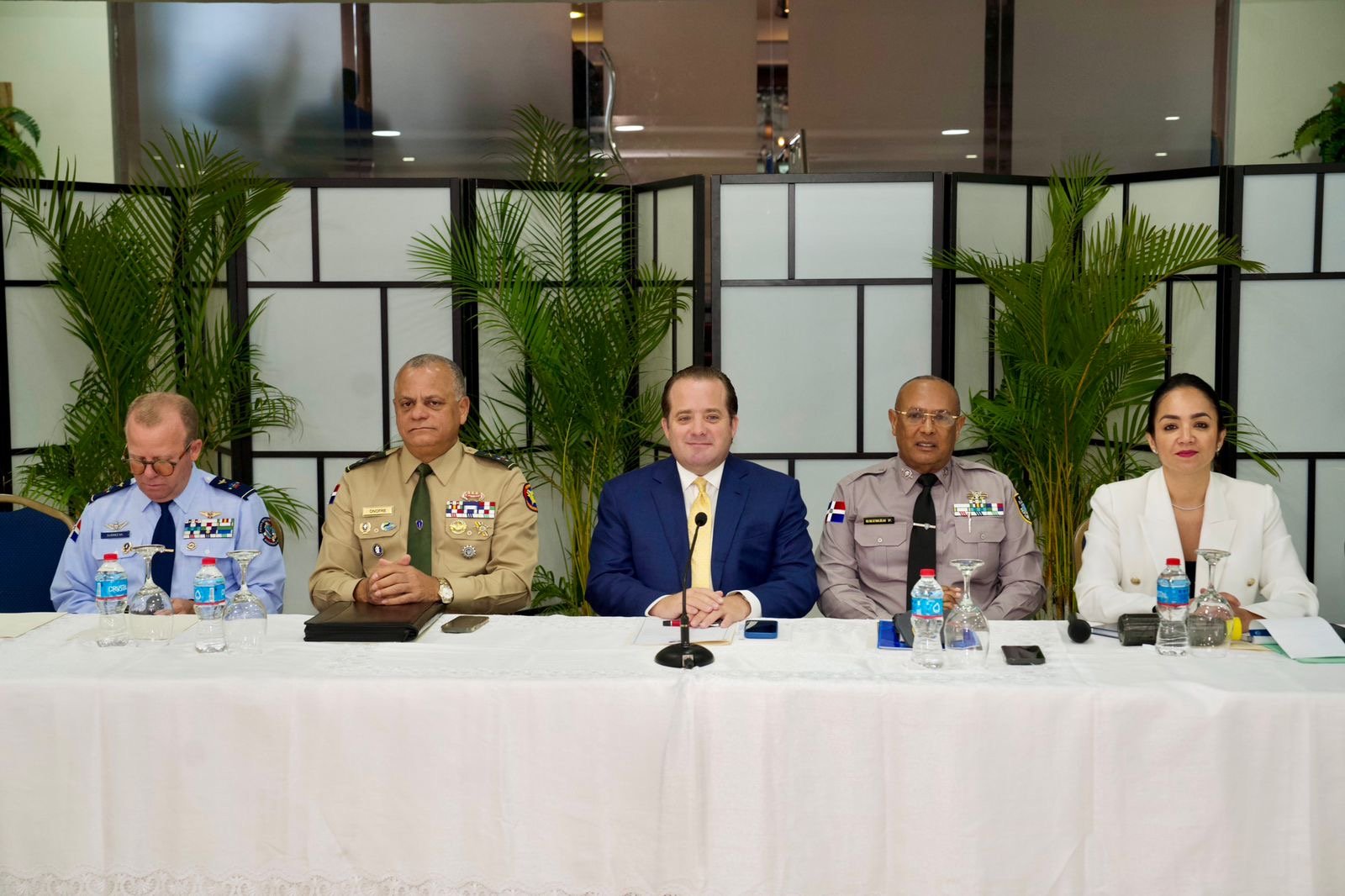 Ministros de la Presidencia, de Defensa y de Interior y Policía encabezan reunión de seguimiento al Plan de Seguridad Ciudadana 