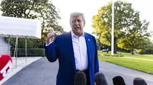 Trump celebra su "gran victoria" por fallo a favor de orden para limitar ciudadanía por nacimiento