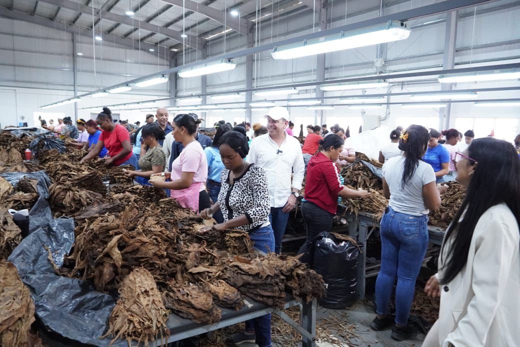 Proindustria presenta panorama favorable para nuevas inversiones industriales 