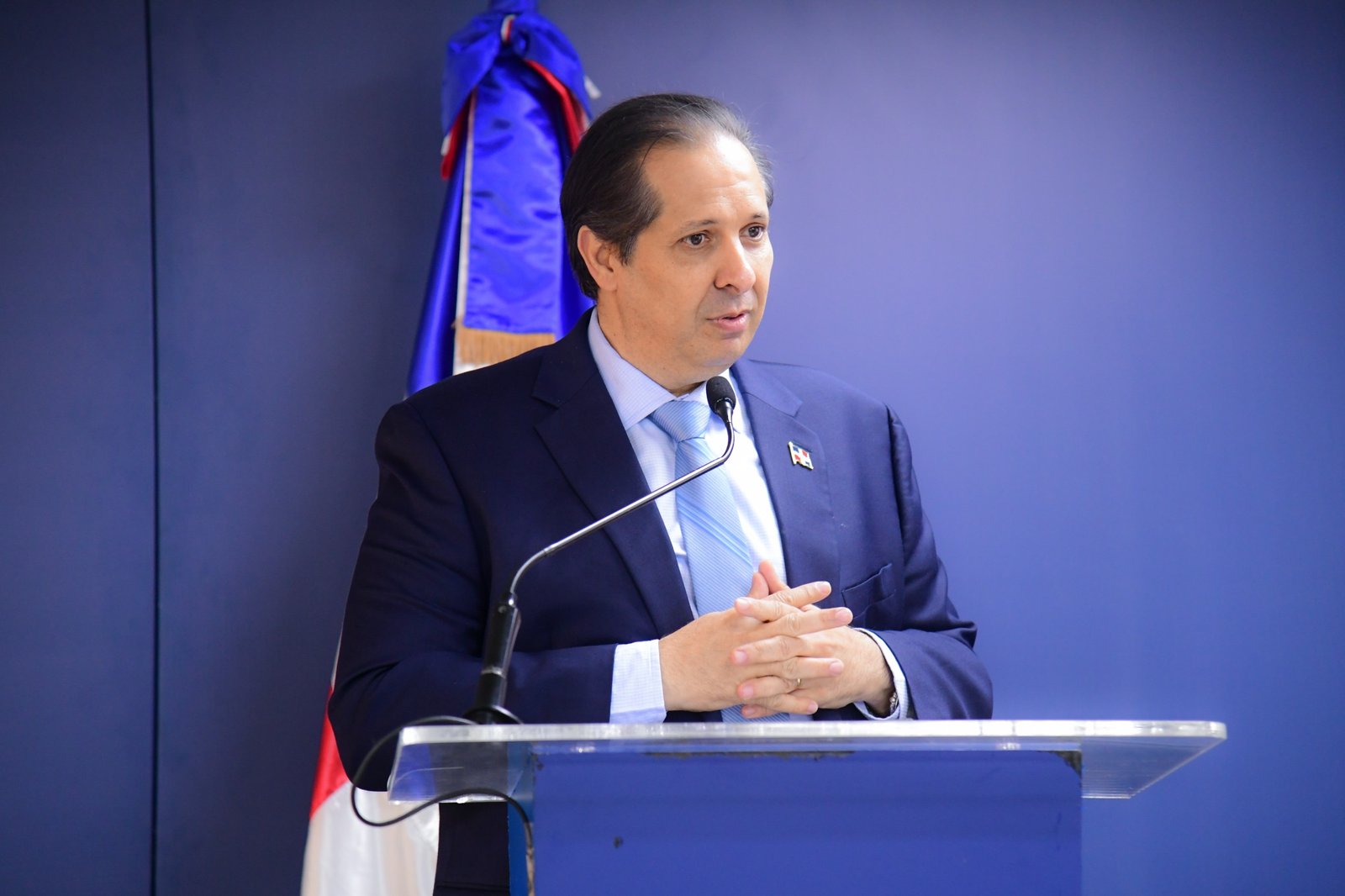 Ministerio de Salud fortalece capacidad de laboratorio de DIGEMAPS con entrega de equipos especializados 