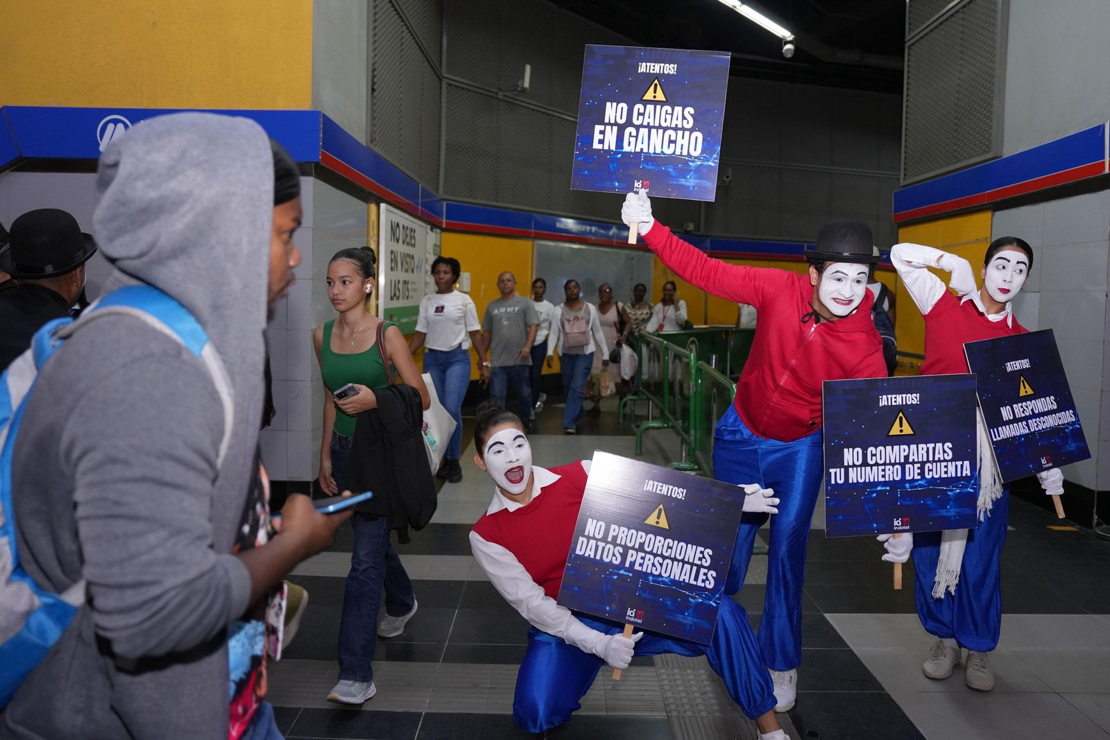 INDOTEL promueve campaña “No caigas en gancho” para concientizar sobre llamadas fraudulentas