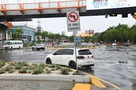 Prohibición del giro a la izquierda se cumple sin dificultades en la avenida Tiradentes