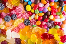 Un hombre acusado de envenenar a niños con caramelos con sedantes en Reino Unido