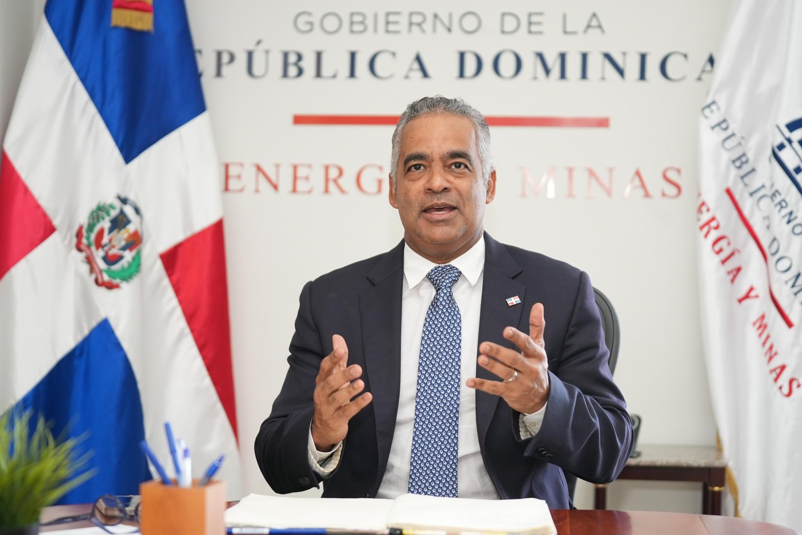 RD atrae más inversión en energías renovables y minería; consolida su liderazgo regional en transición energética