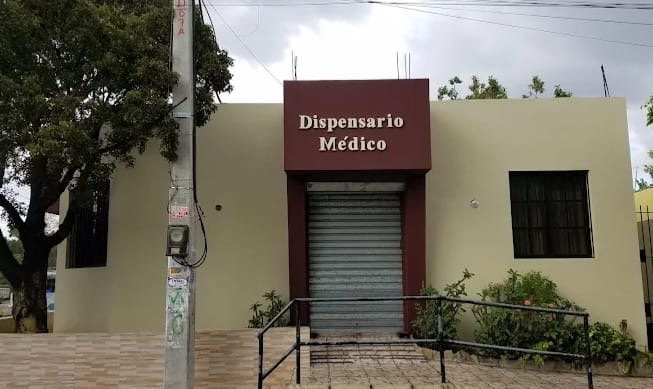 Asaltan dispensario médico en La Francia de Villa Duarte; moradores anuncian protestas por apagones e inseguridad