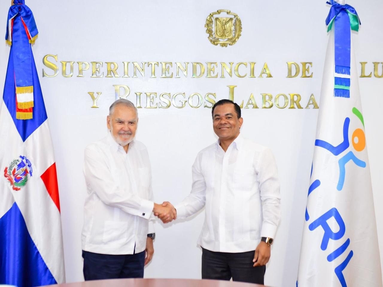 DIDA y SISALRIL FORMALIZAN PROTOCOLO DE TRABAJO PARA DAR RESPUESTA A QUEJAS Y RECLAMOS DE AFILIADOS  