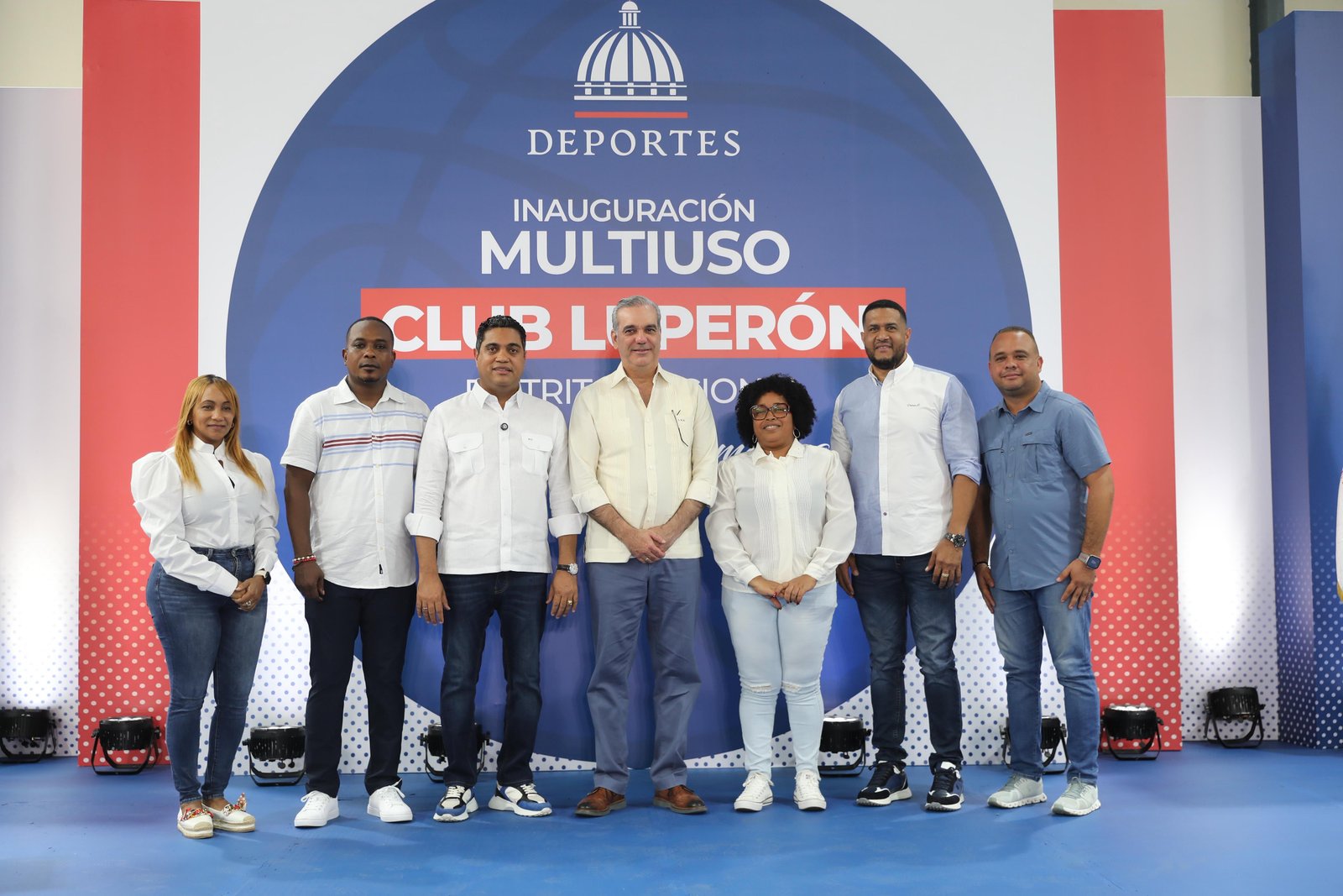 Presidente Abinader inaugura tres nuevos centros educativos que beneficiarán a 2,960 estudiantes y que suman 74 aulas al año escolar 2025-2026 