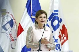Peña sobre aumento a enfermeras: "Hay que ver lo que es posible dentro del presupuesto del 2026"