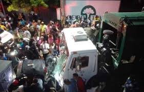 Accidente múltiple en La Otra Banda deja seis fallecidos y diez heridos