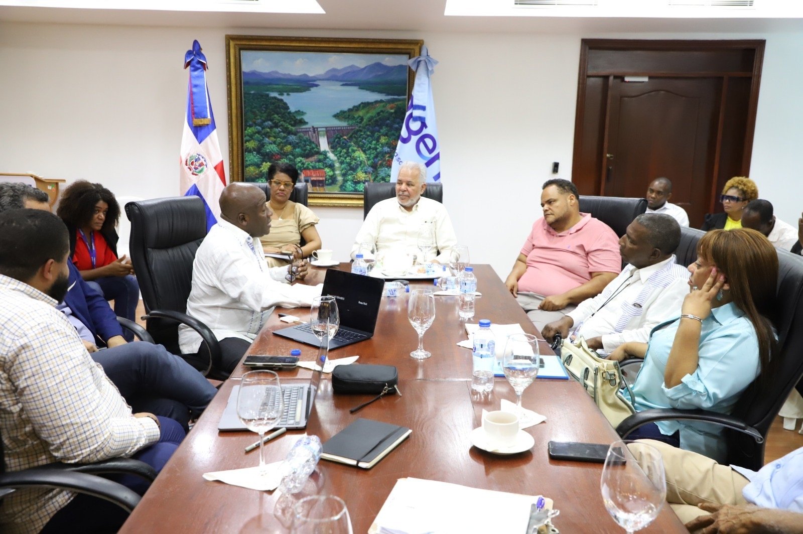 EGEHID socializa proyecto Anillo Verde San Cristóbal con autoridades y organizaciones de Hatillo