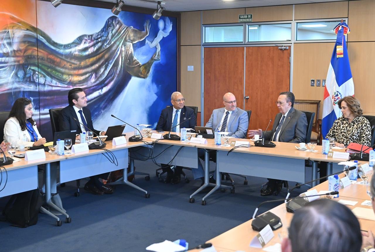 Misión del FMI concluye la revisión del Artículo IV del Acuerdo Constitutivo con visita al Banco Central