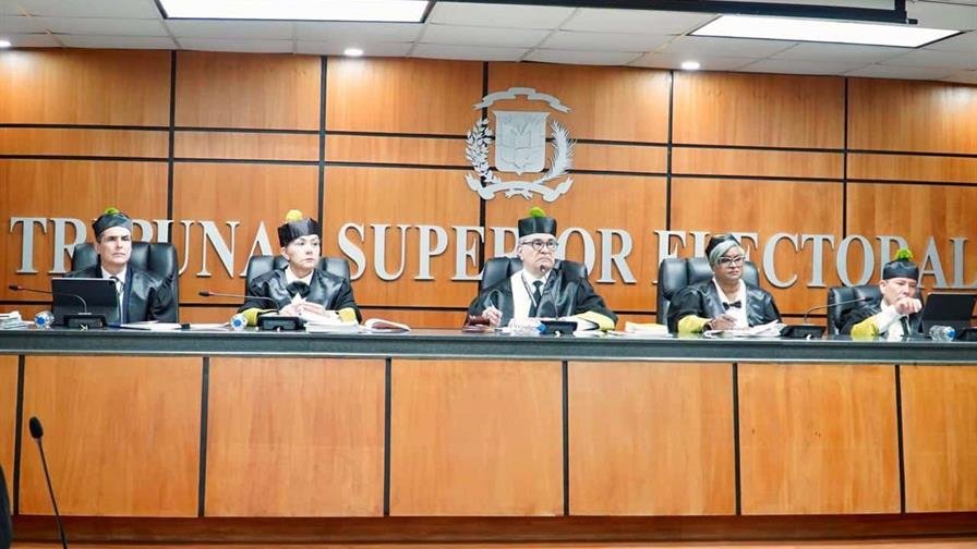 TSE declara inadmisible recurso contra Fuerza del Pueblo y deja en fallo reservado un caso del PRM