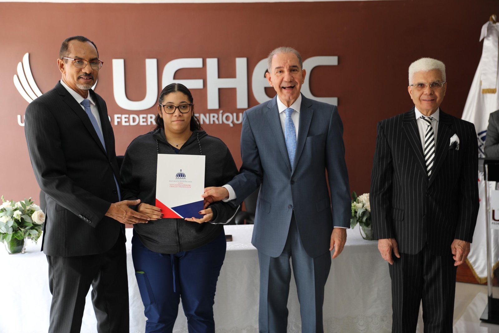 García Fermín asegura presidente Abinader, con la entrega de becas, devuelve al pueblo los impuestos que capta el Gobierno 
