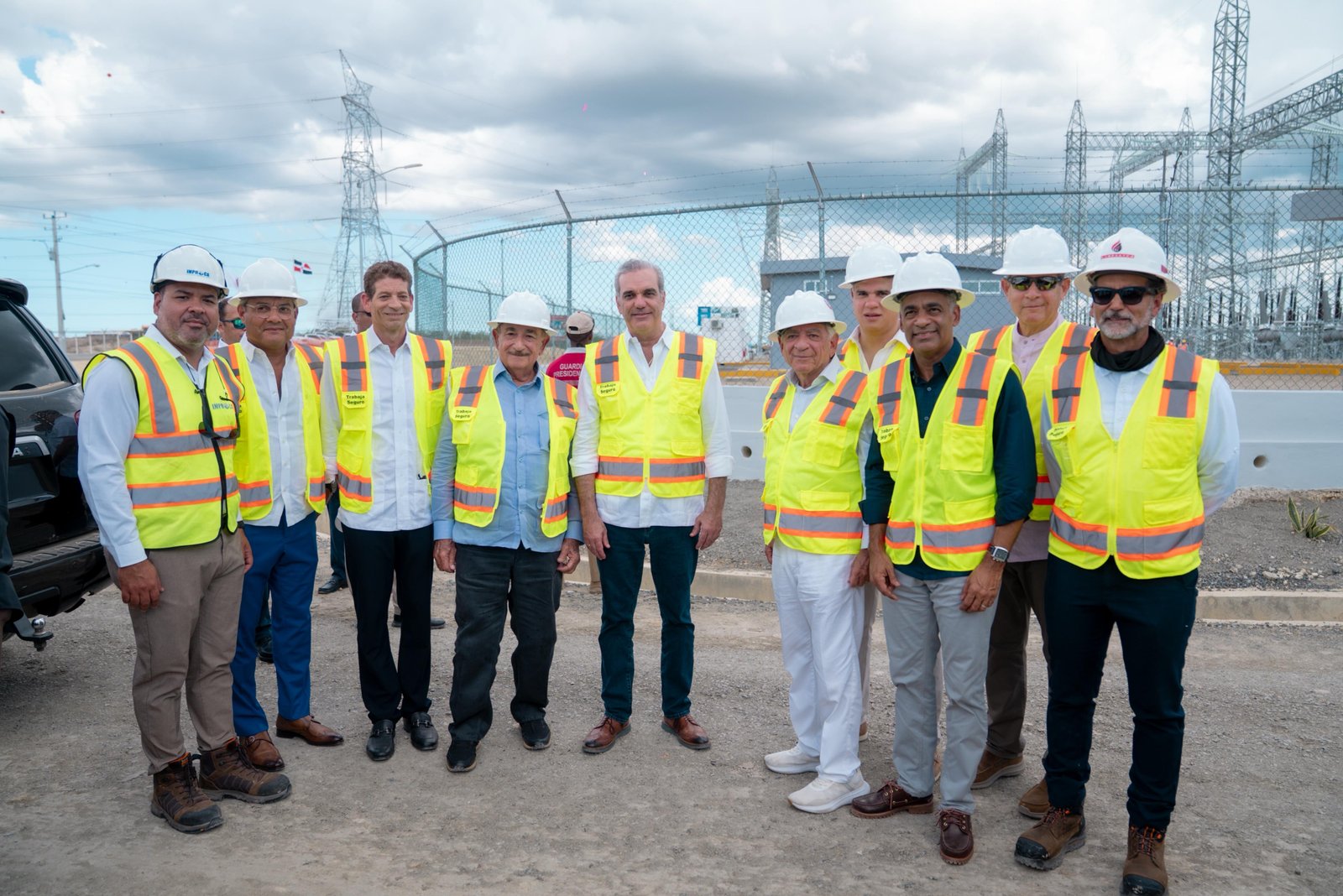 Ministro Santos asegura incorporación de nuevas plantas a gas fortalecerá el sistema energético a corto plazo 