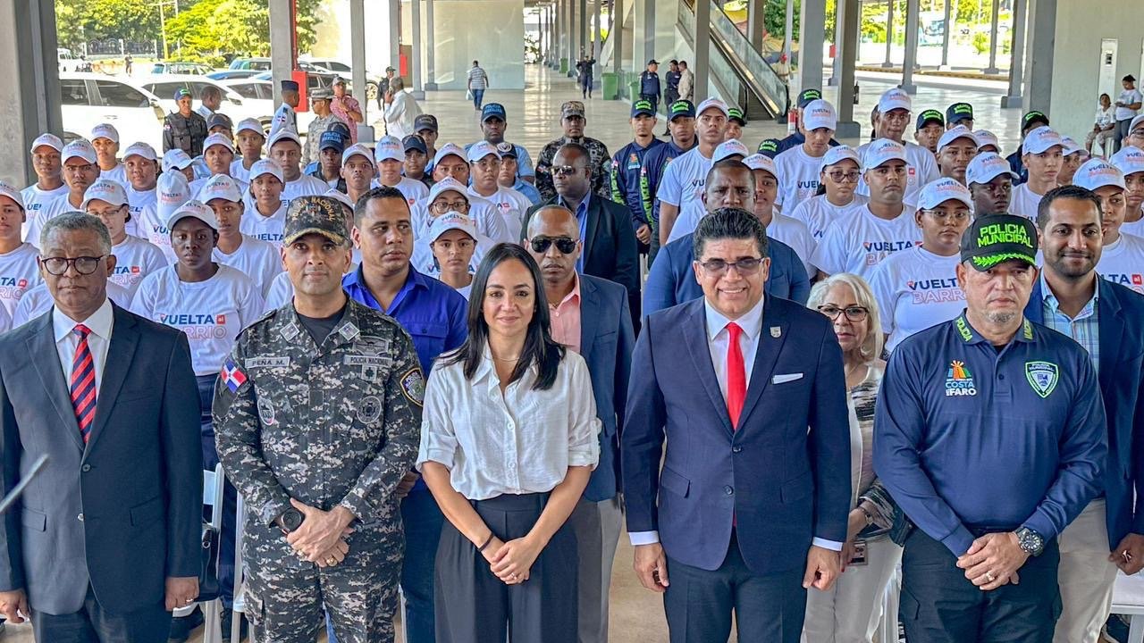 Interior y Policía inicia en Santo Domingo Este formación de aspirantes a Policía Auxiliar