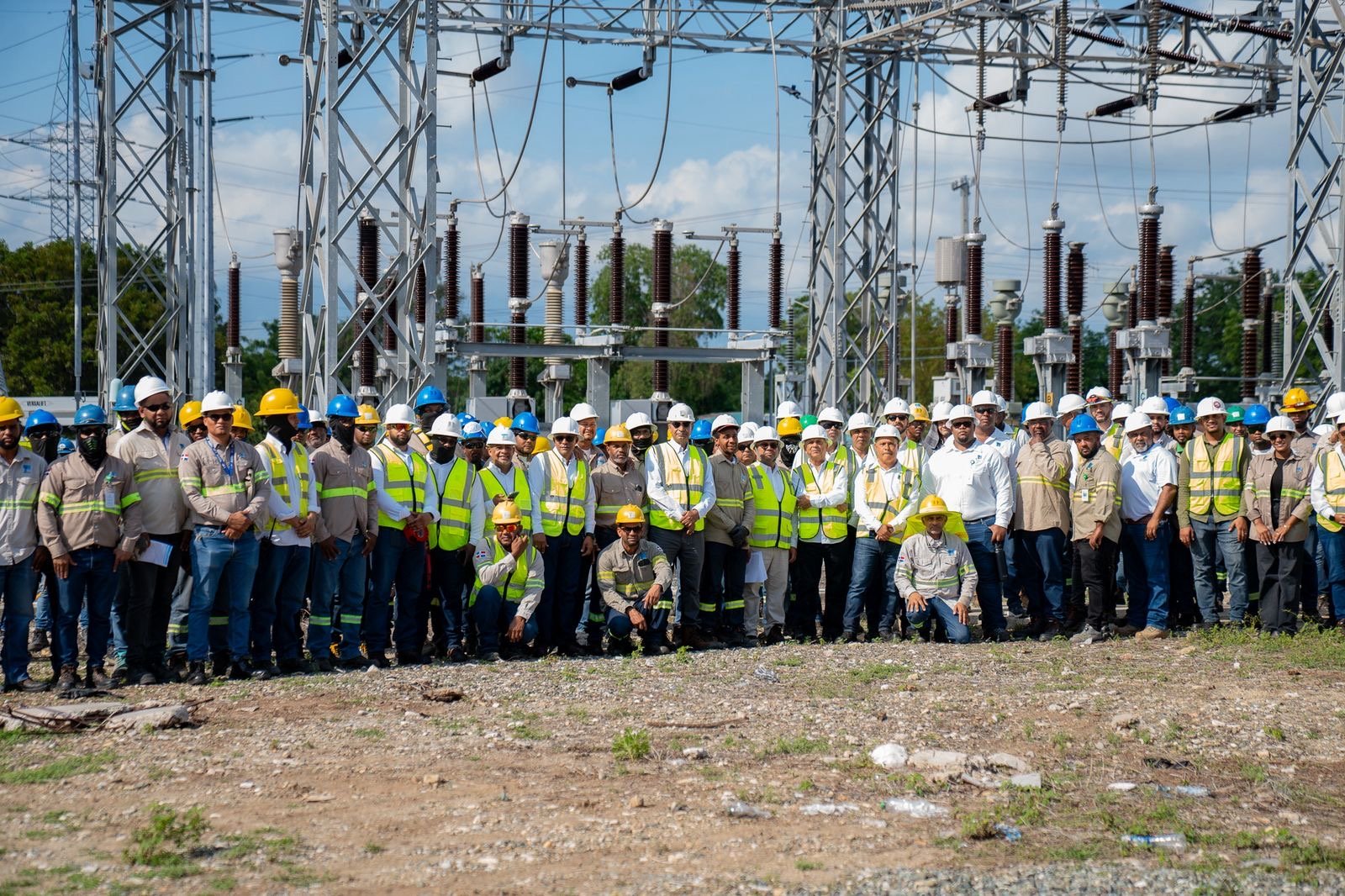 ETED concluye exitosamente los trabajos en la subestación KM 15 de Azua, este sábado 