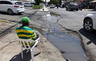 Deterioro del badén en la calle Elvira de Mendoza sigue sin solución