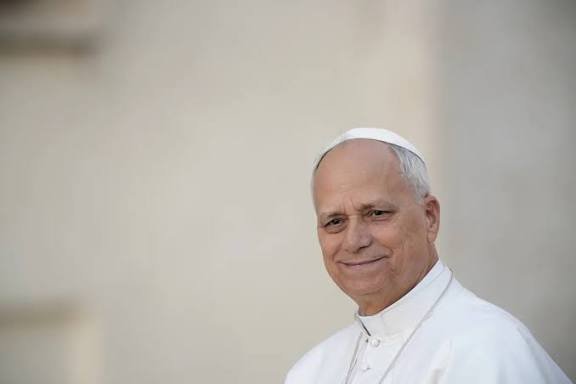 El papa apoya a su mano derecha que habló de la "masacre" en Gaza